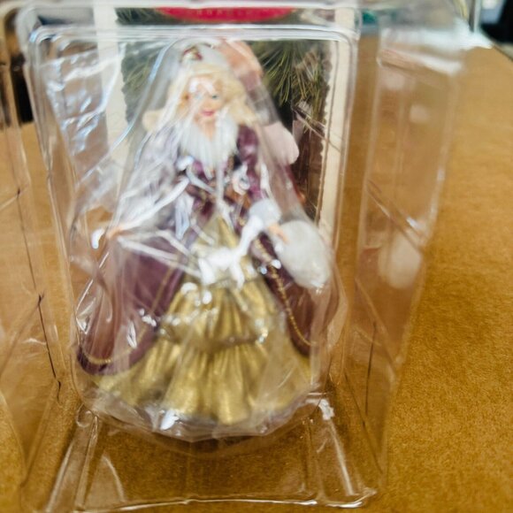 Hallmark Keepsake Ornament 1996 Holiday Barbie Collectors Series Victorian Style - Picture 7 of 7